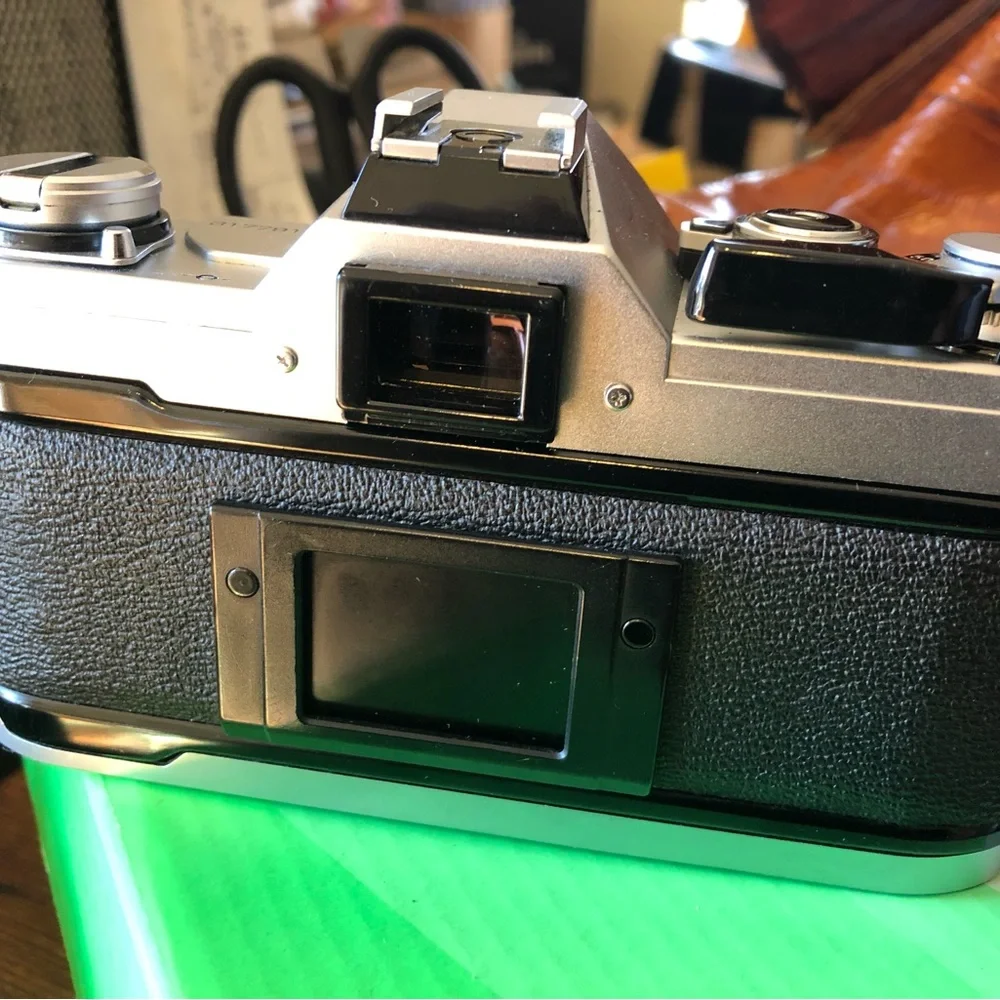 Canon 50mm At-1 camera